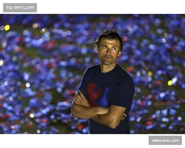 官方：沙尔克04主帅魏因齐尔确认下赛季将继续执教